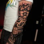 Realismus Tattoo am Arm, großflächig, gestochen in Berlin Schöneberg