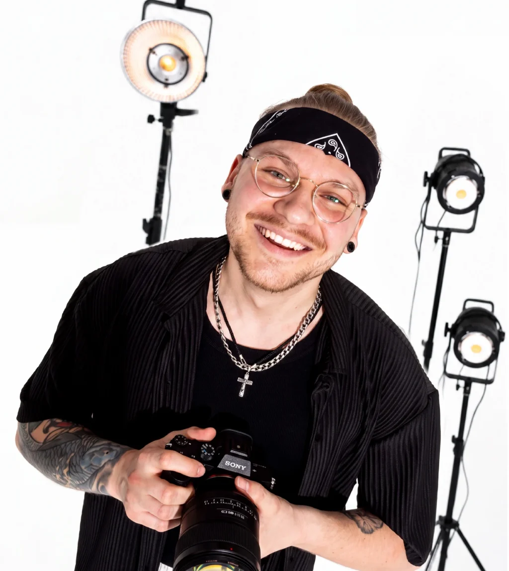 Andrii Tätowierer aus Berlin spezialisiert sich auf Realismus und Farbrealismus Tattoo in Berlin Schöneberg