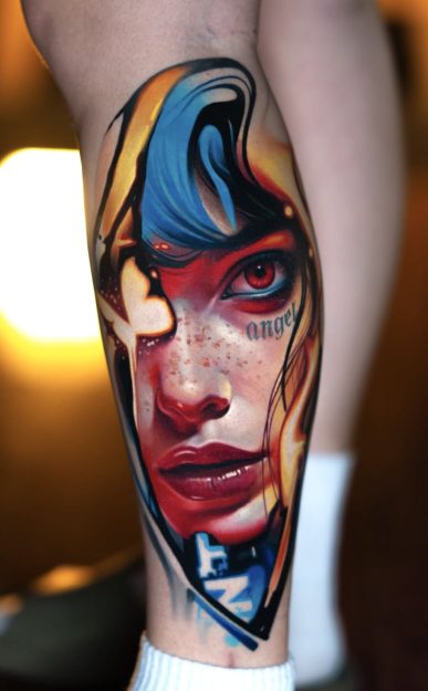 Ausdrucksstarkes Portrait Augen Tattoo gestochen in Berlin Schöneberg